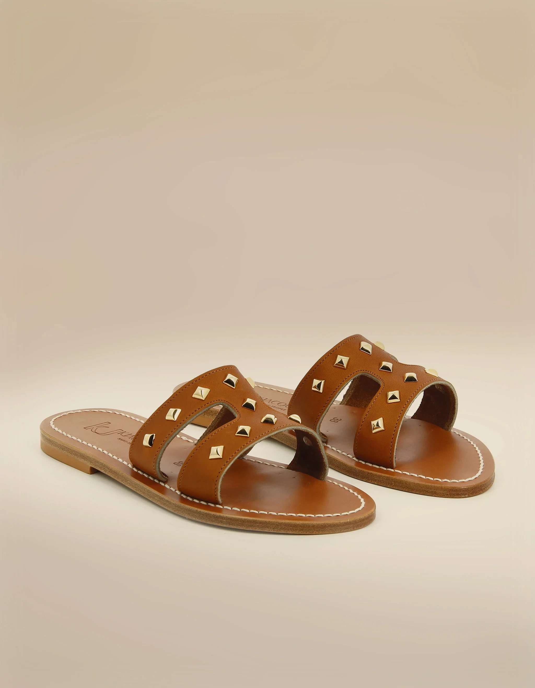Sandales plates